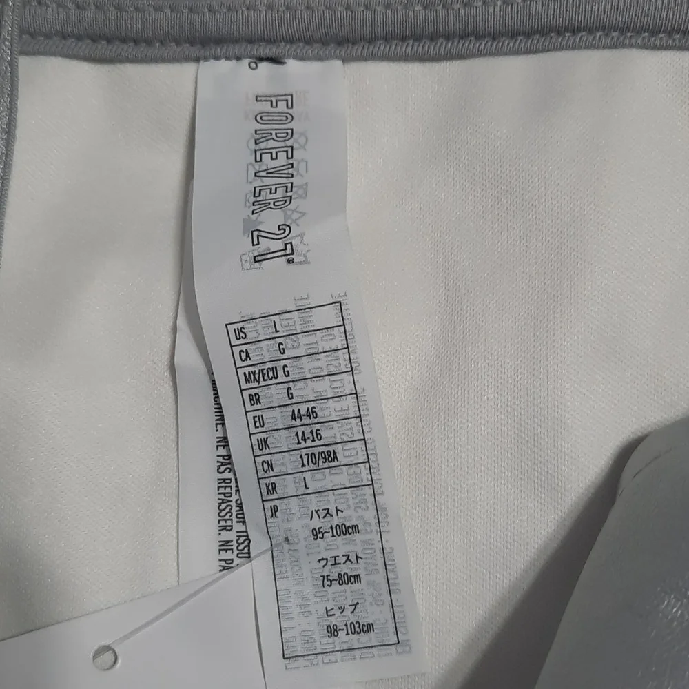Forever 21 Shiny silver bodysuit NWT ! - Picture 3 of 5
